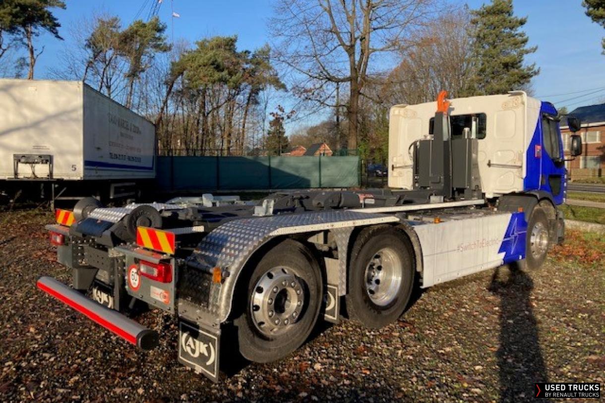 Renault Trucks D Wide 