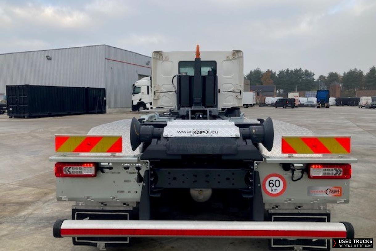Renault Trucks D Wide 