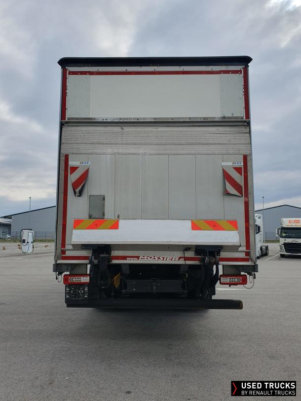 Renault Trucks D Wide 320