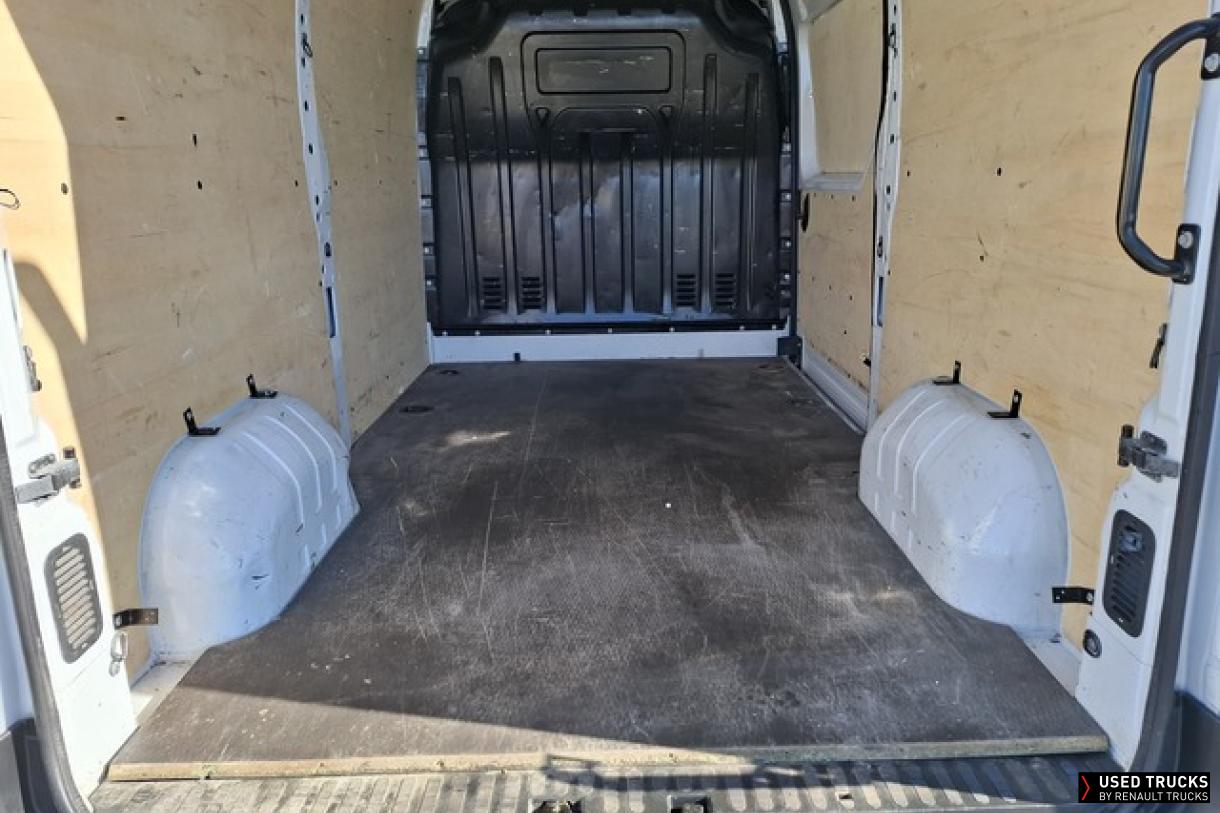 Renault Master 135