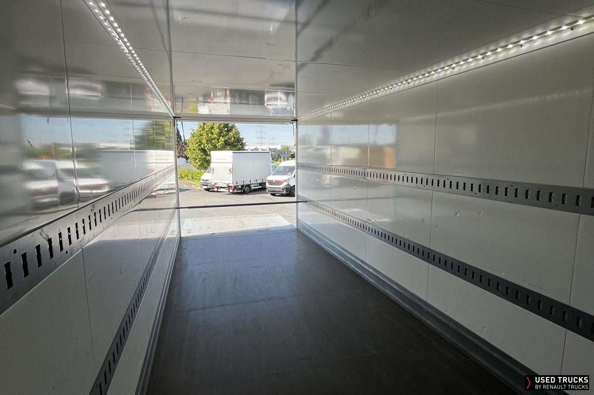 Renault Trucks D 