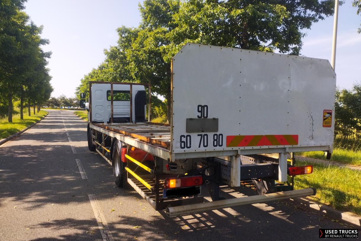 Renault Trucks Premium Distribution 340