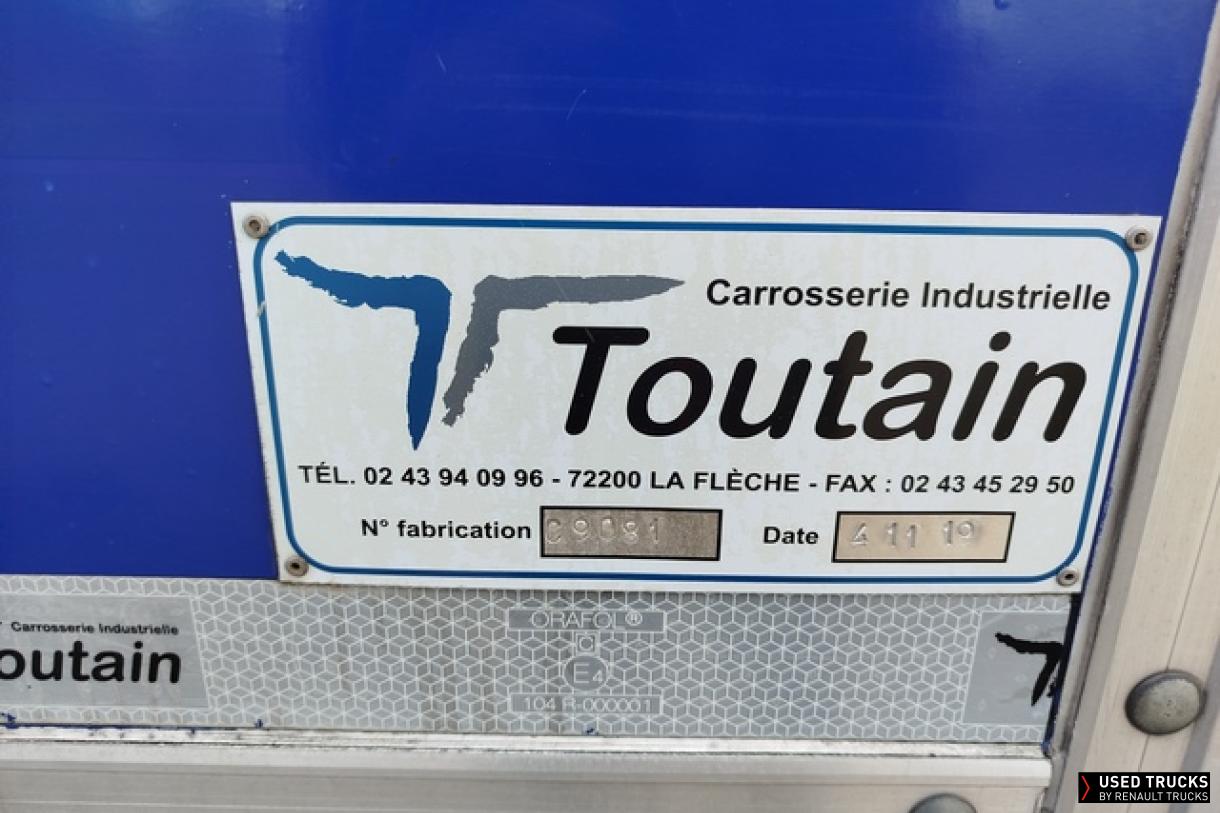 Renault Trucks D 210