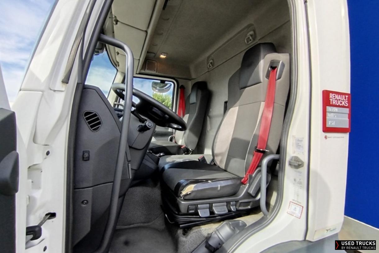 Renault Trucks D 210