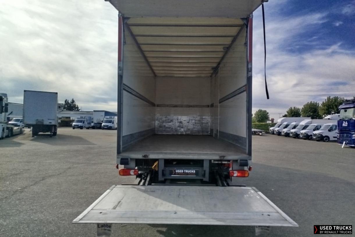 Renault Trucks D 210