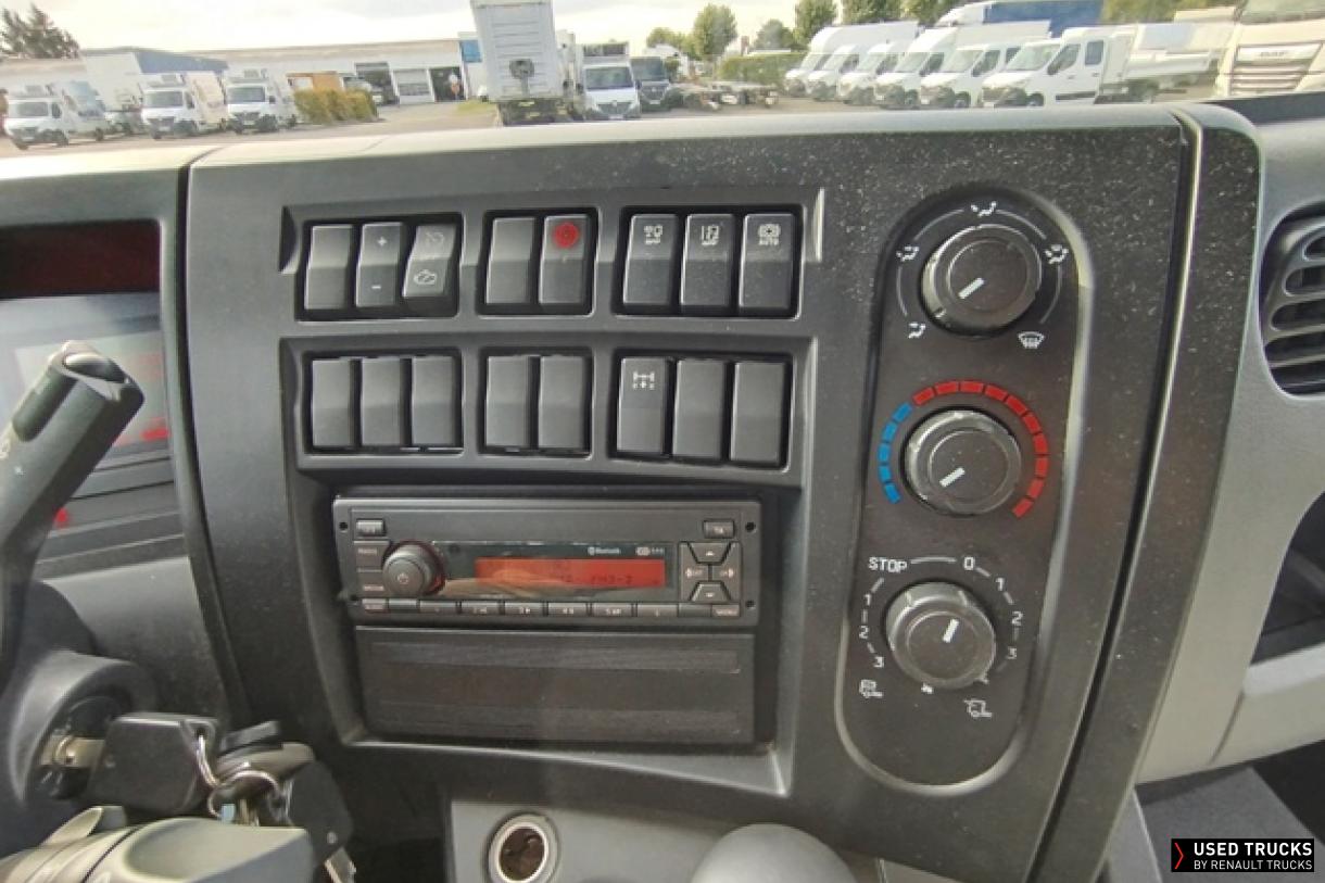 Renault Trucks D 210