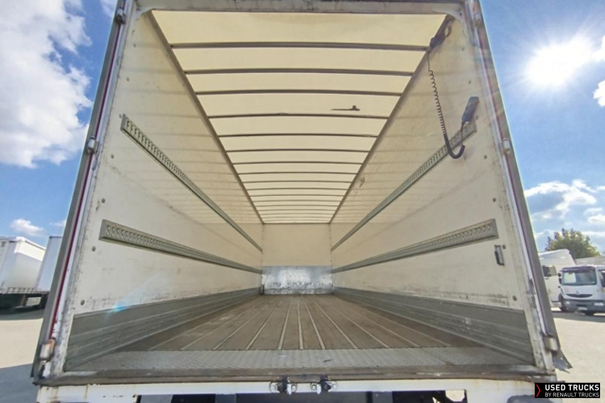 Renault Trucks D Wide 320