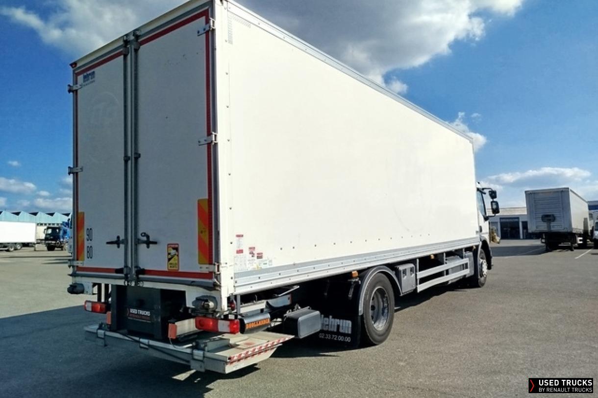 Renault Trucks D Wide 320