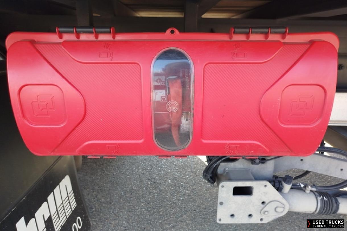 Renault Trucks D Wide 320
