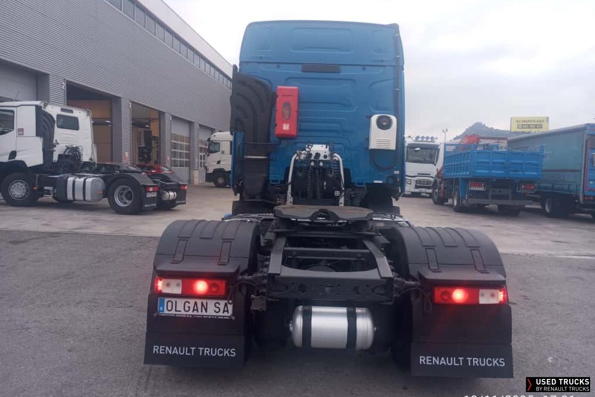 Renault Trucks T 440