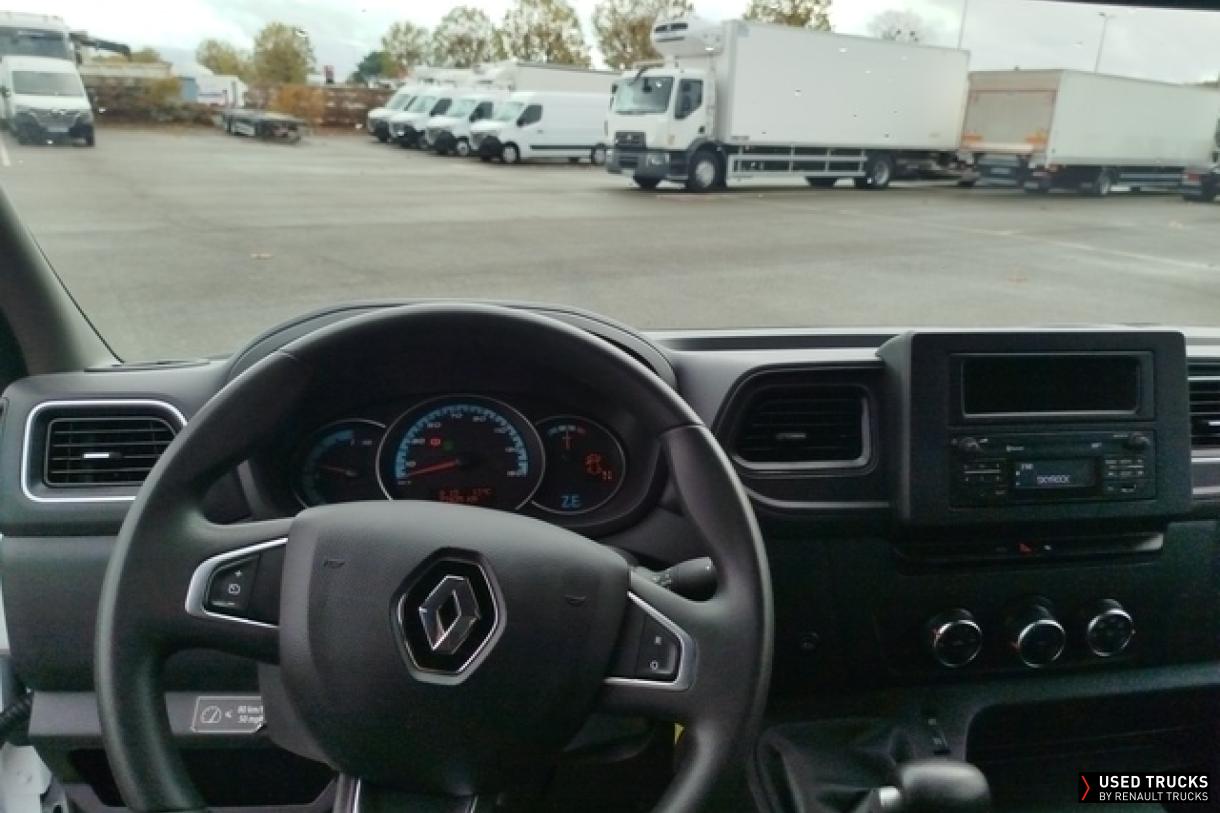 Renault Trucks Master 76