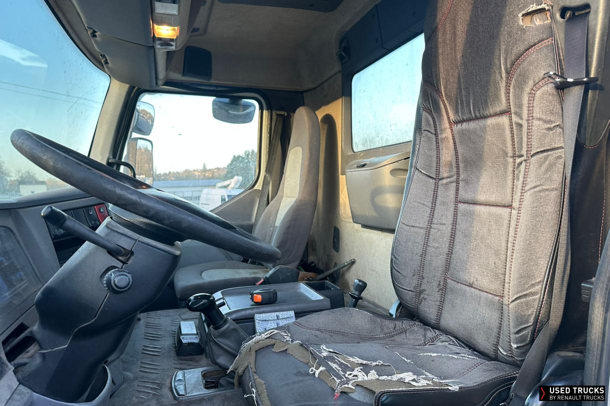 Renault Trucks Premium 270