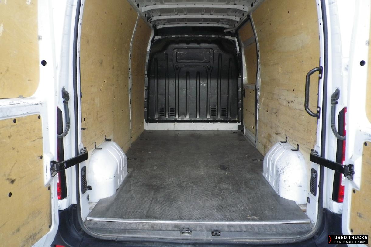 Renault Trucks Master 135