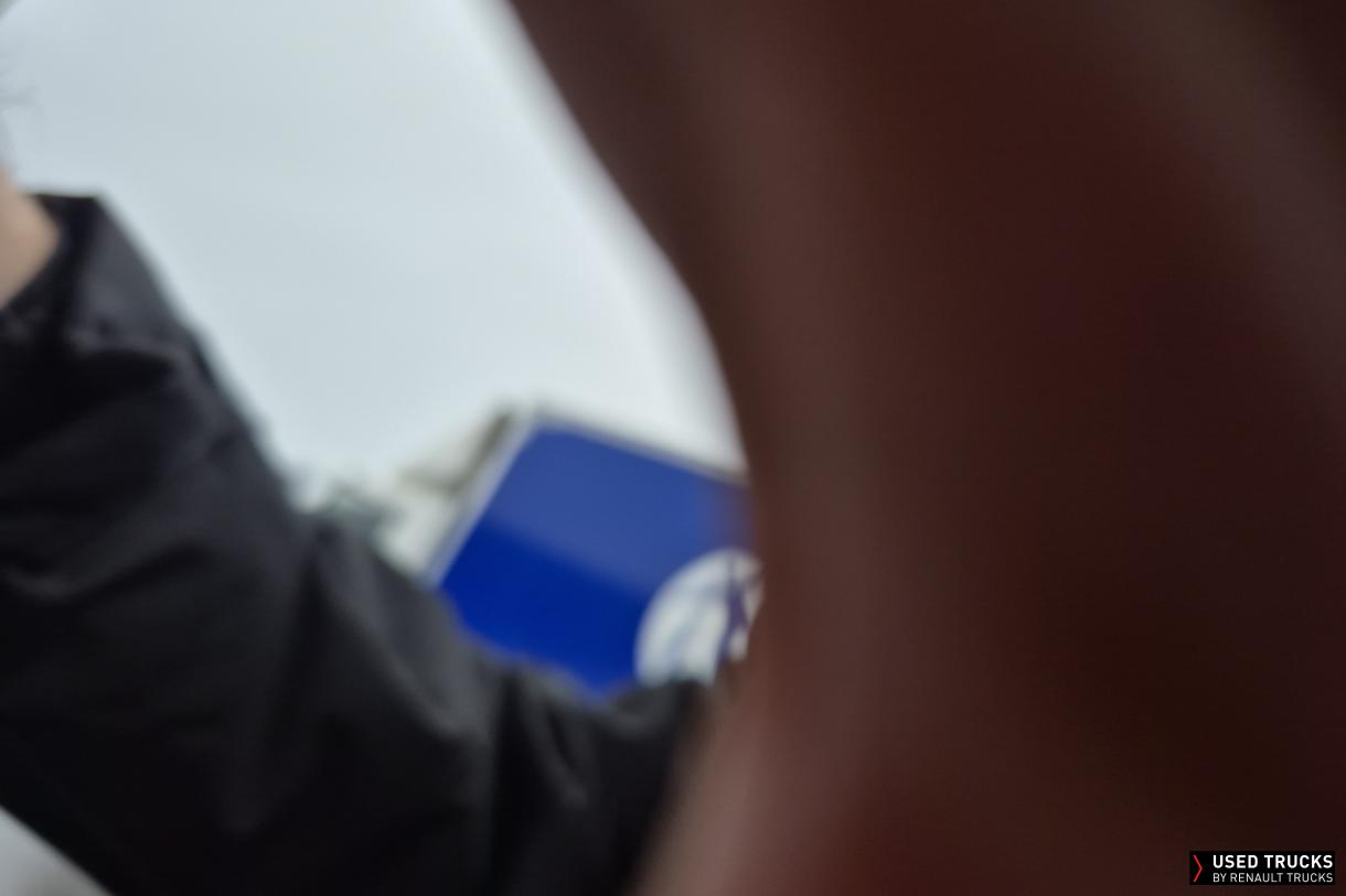 Renault Trucks D 210