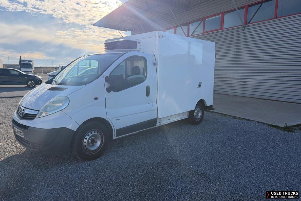 Opel Vivaro 115