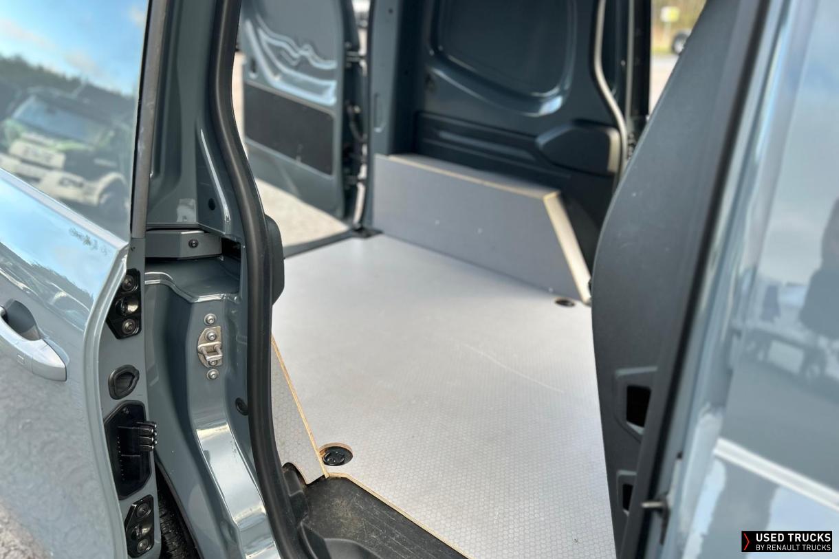 Renault Trucks Kangoo 95