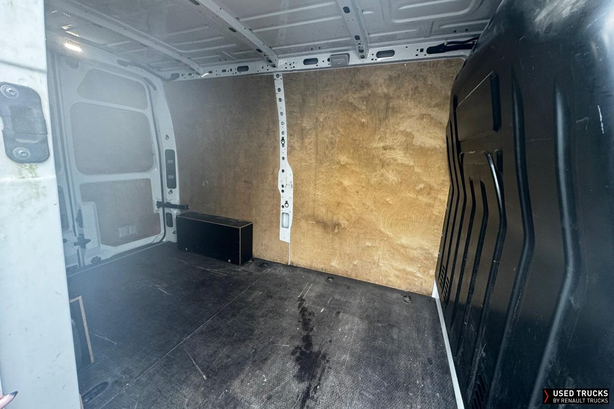 Renault Trucks Master 135