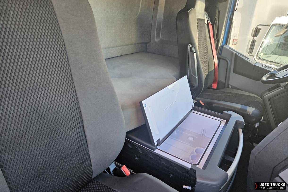 Renault Trucks T 440