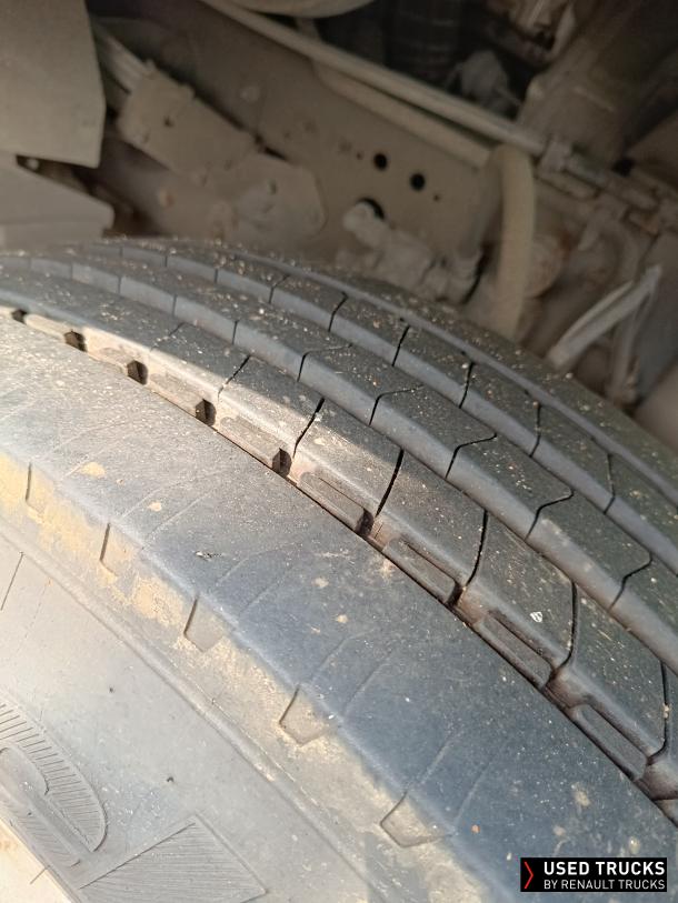 Renault Trucks Premium Distribution 280