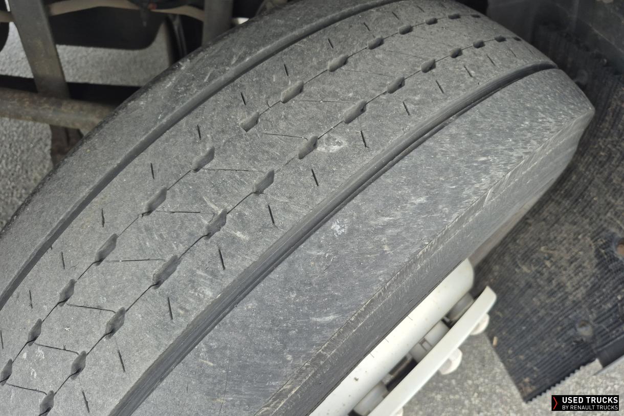 Renault Trucks D 280