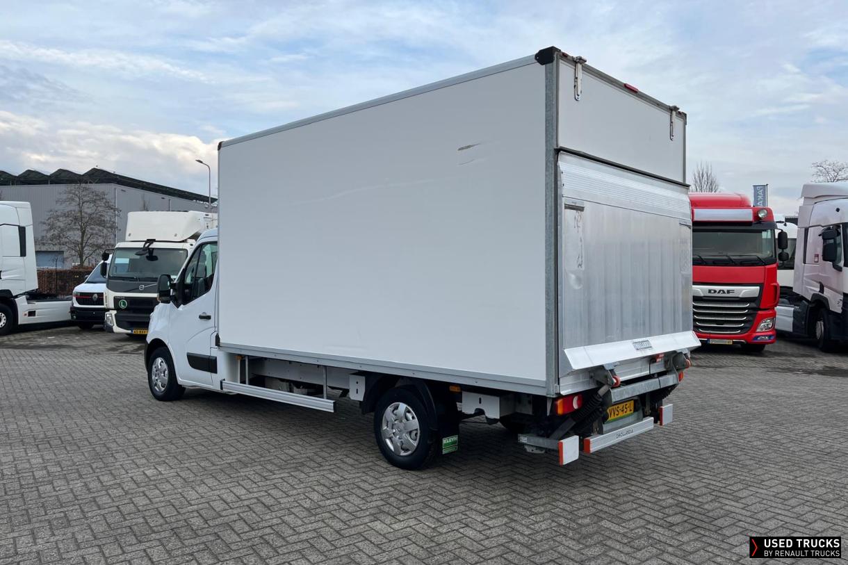 Renault Trucks Master 130