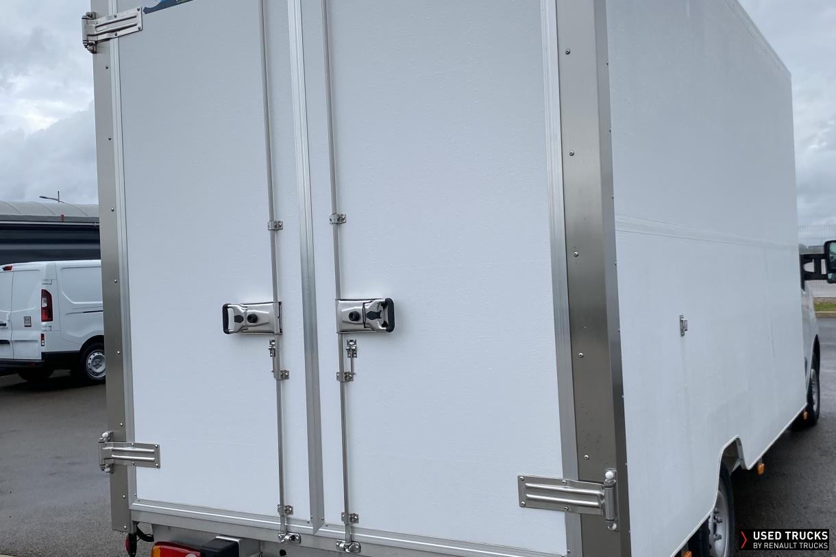 Renault Trucks Master 