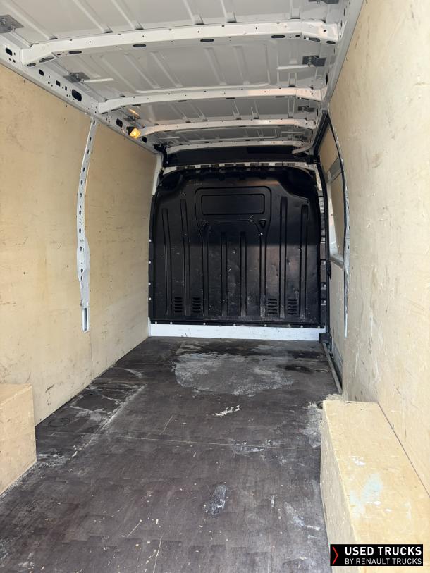 Renault Trucks Master 150