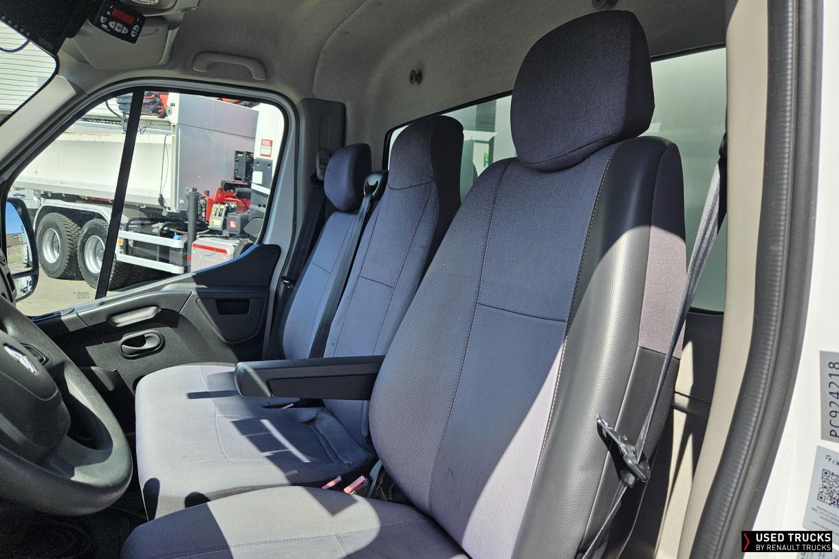 Renault Trucks Master 145