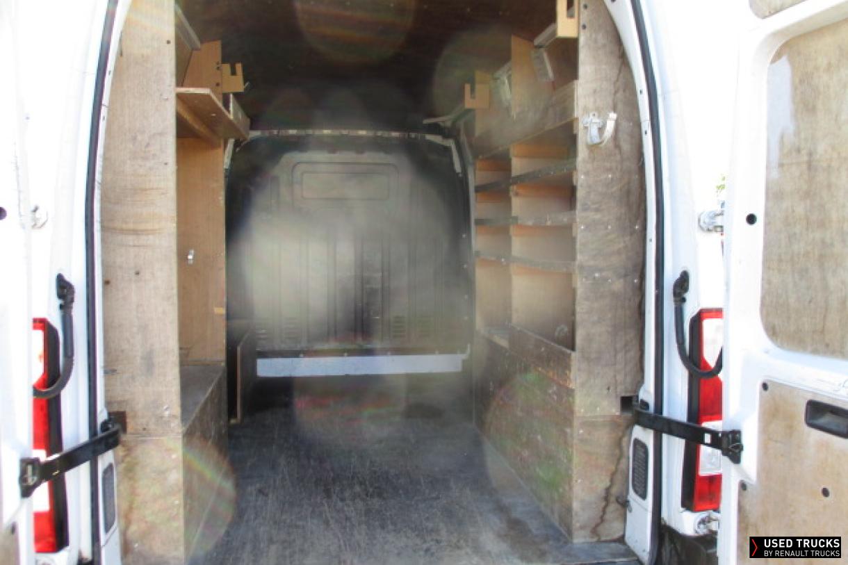 Renault Trucks Master 130