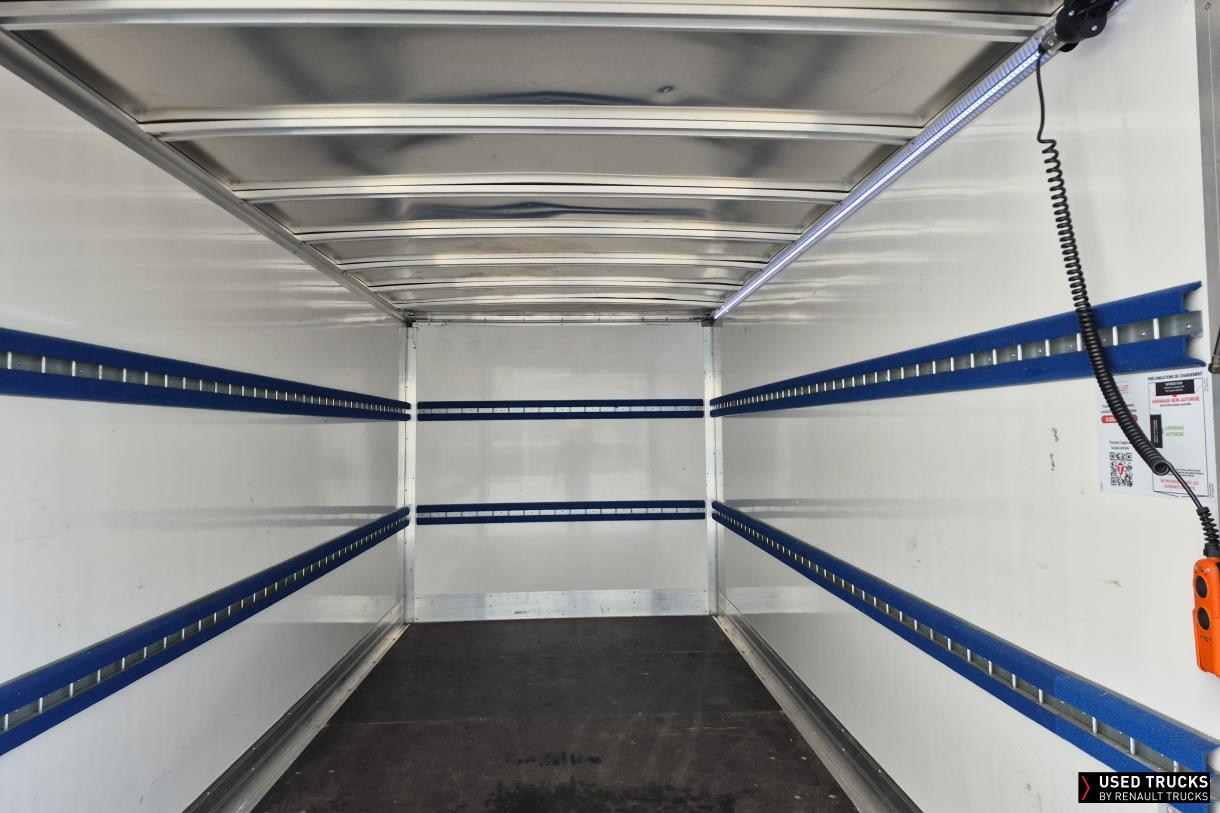 Renault Master 145