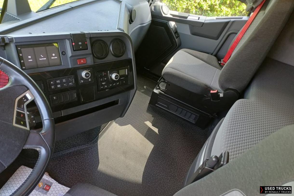 Renault Trucks T High 440