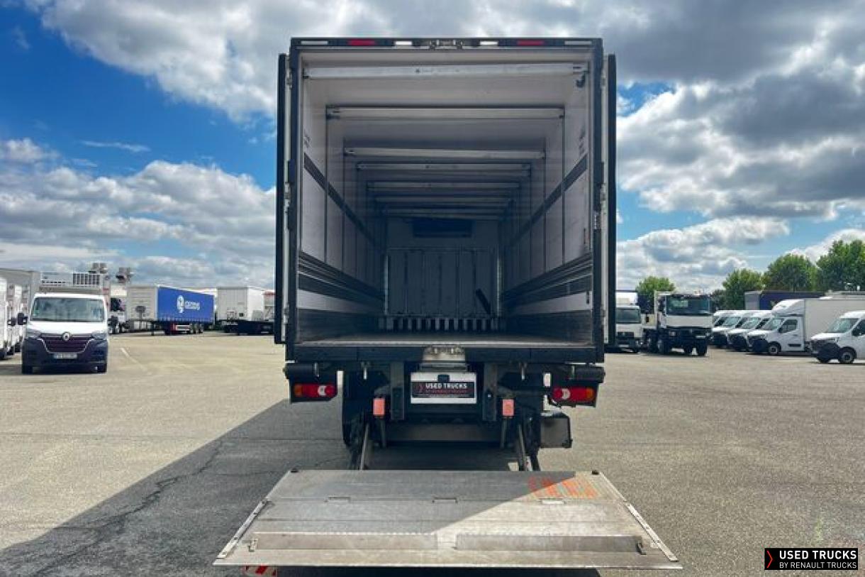 Renault Trucks D Wide 280