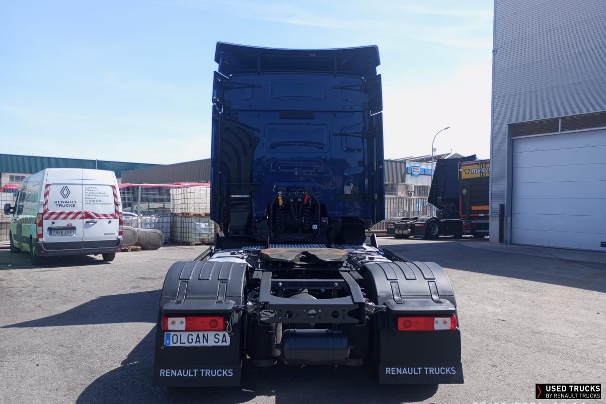 Renault Trucks T 440