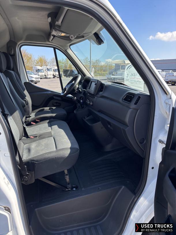Renault Master 140