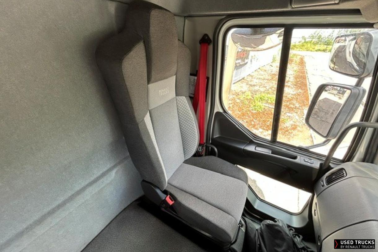 Renault Trucks D Wide 250