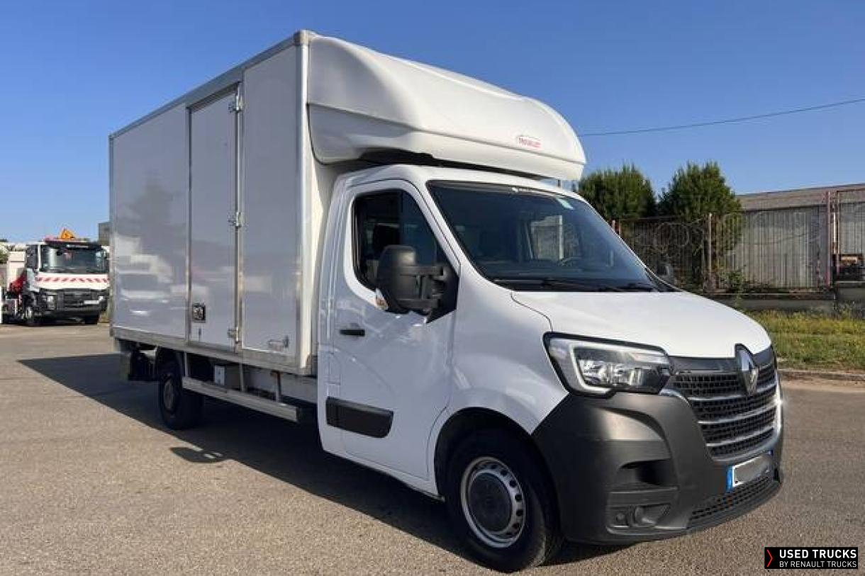 Renault Master 145