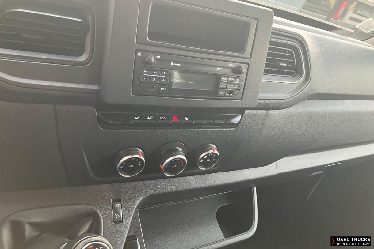 Renault Trucks Master 145