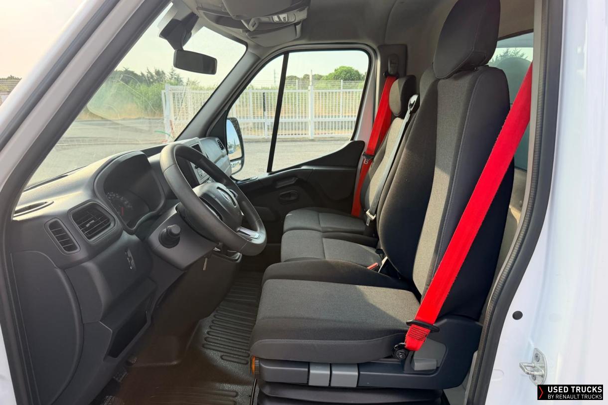 Renault Trucks Master 145