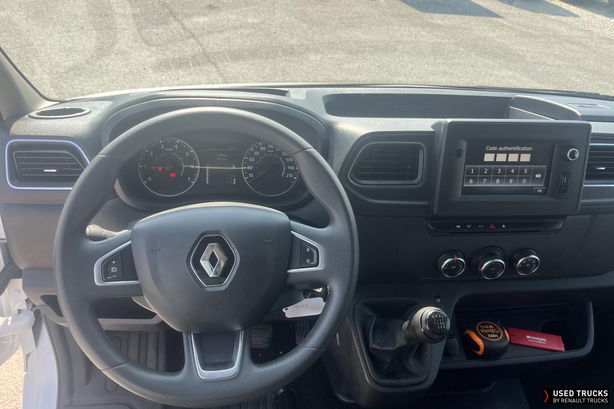Renault Trucks Master 145