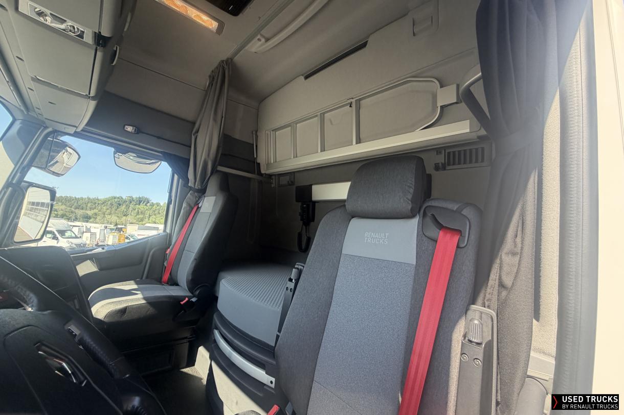 Renault Trucks T High 