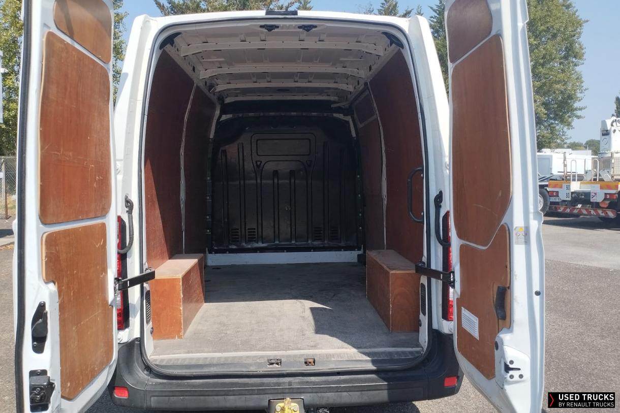 Renault Trucks Master 145