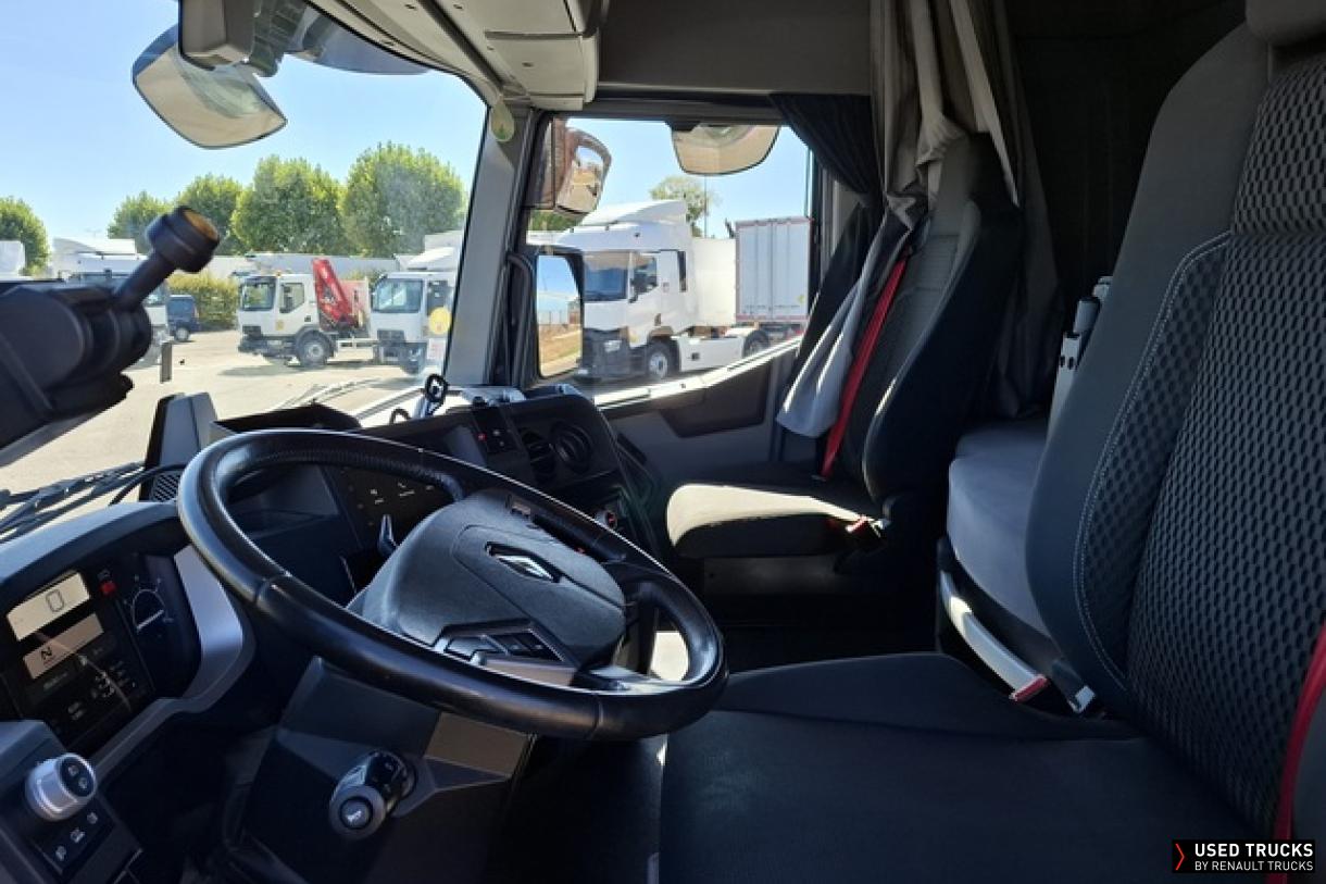 Renault Trucks C 440