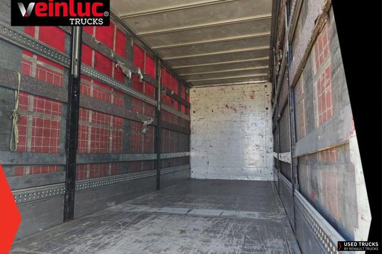Renault Trucks Premium Route 460