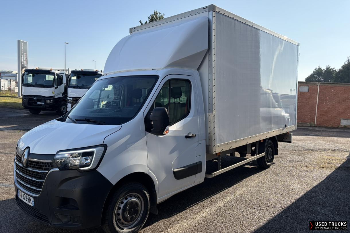 Renault Trucks Master 145