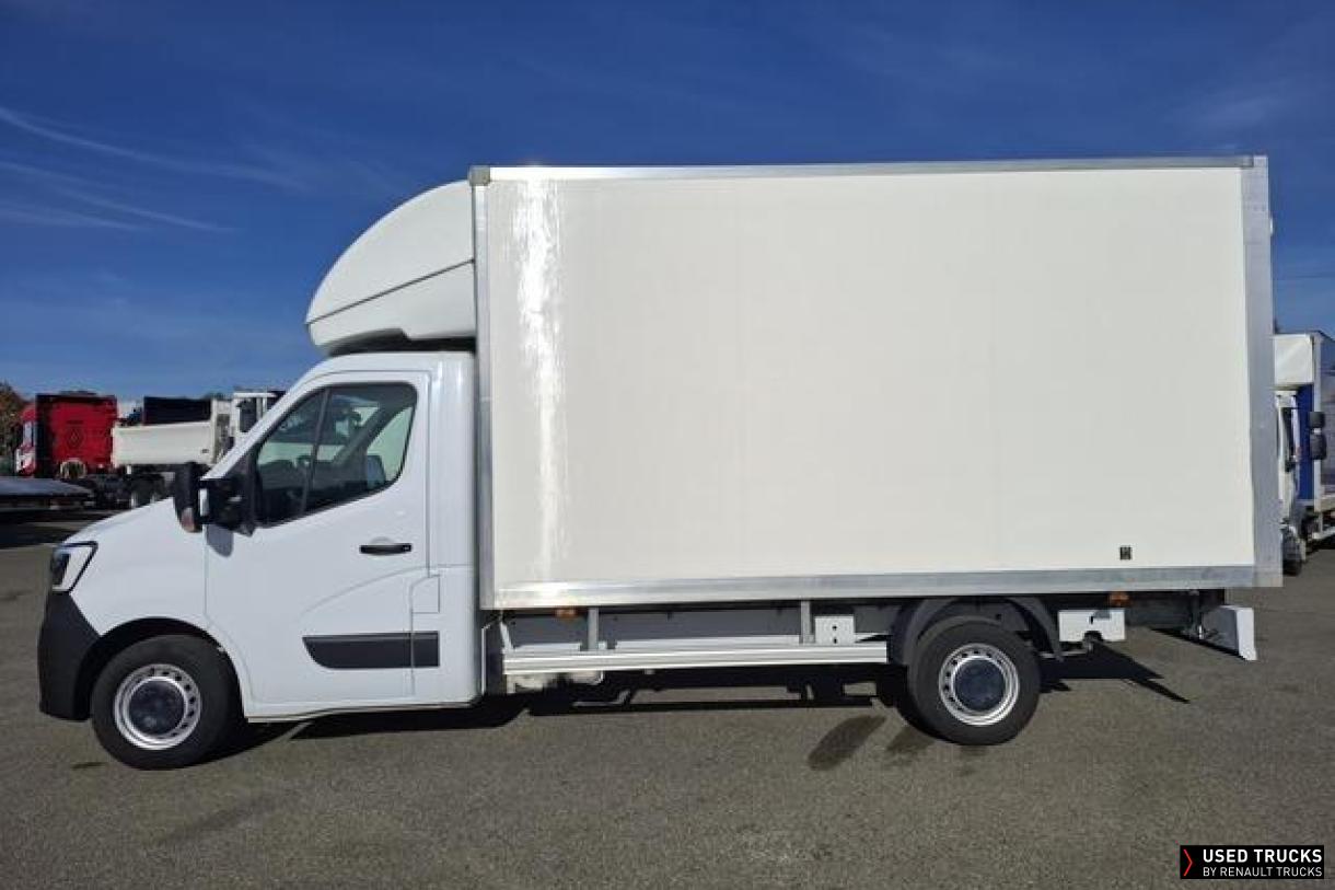Renault Master 145