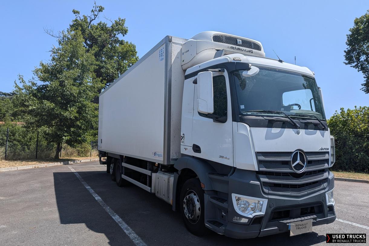 Mercedes-Benz Antos 420