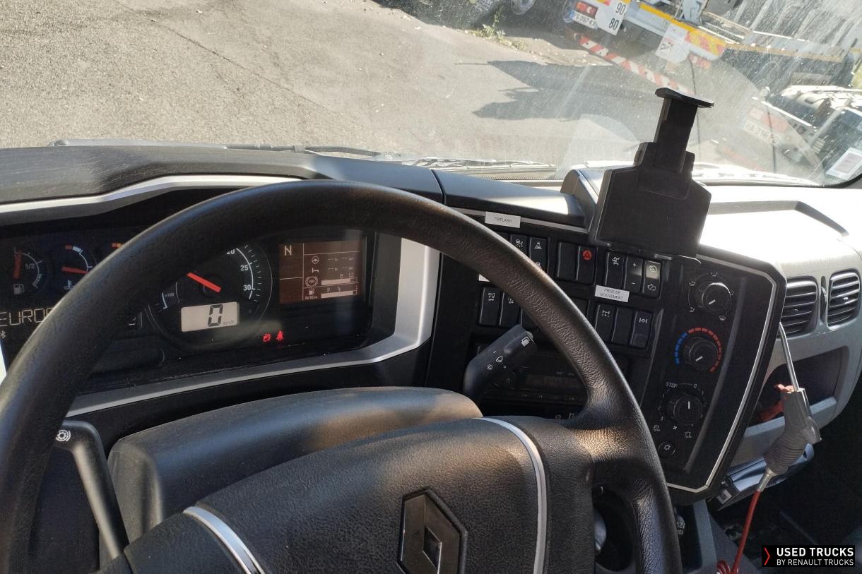 Renault Trucks D 240
