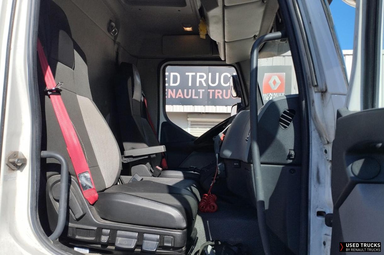 Renault Trucks D 240