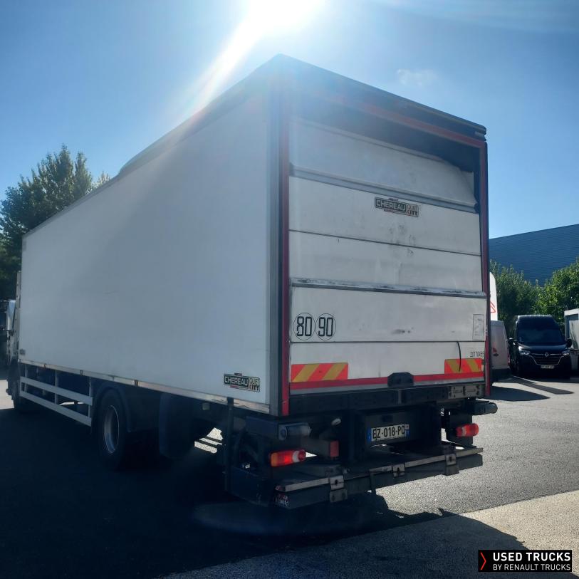 Renault Trucks D Wide 320