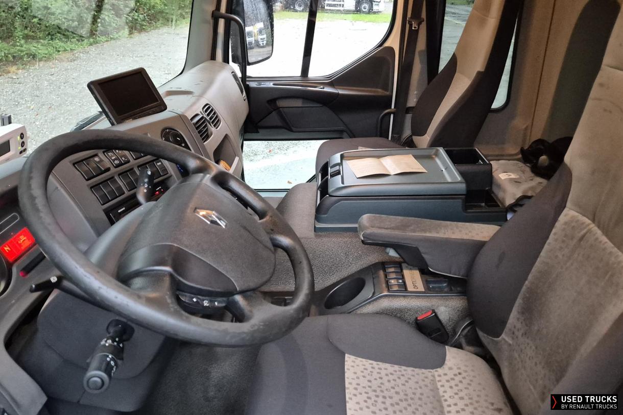 Renault Trucks Premium 440